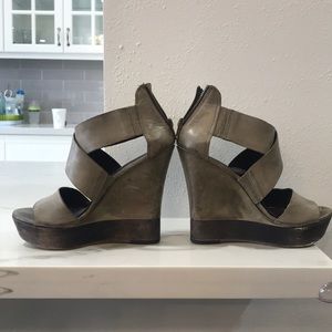 Mia limited leather platforms